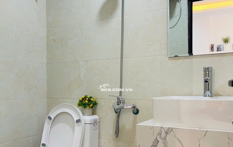 Phạm Ngọc Thạch - Đông Tác: Nhà ô tô đỗ cửa, DT 66m2; Tiện ích cao; Giá đầu tư - chỉ Chỉ 11,2tỷ